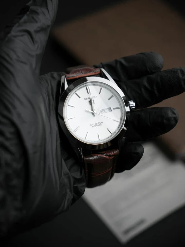 Tag Calibre 5 Watch With Day&Date (Brown)