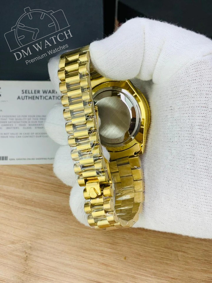 Kangoori Stone Model | Gold Black